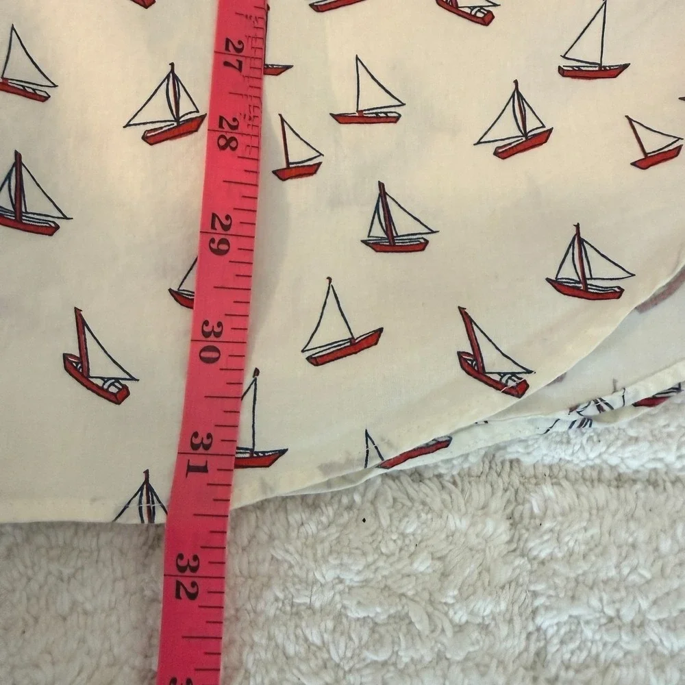 J CREW Mens Button Short Sleeve Shirt XL Coastal Sailboats Vacation Travel Beach